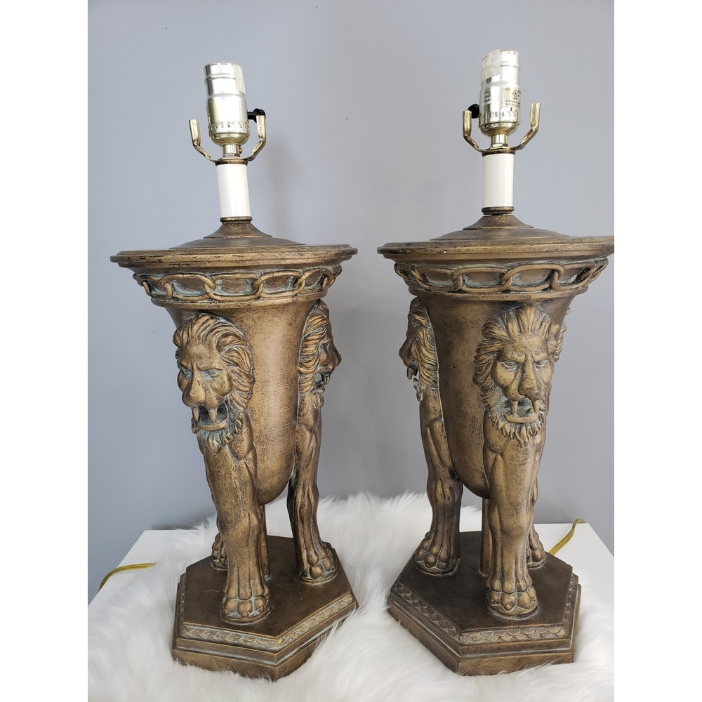 Lion Lamp Vintage 70s HEAVY Statue Gothic Hollywood Regency MCM Post Modern leo